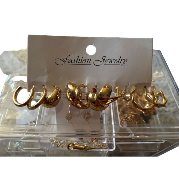 Gold Rings assortment - Picture 16 of 16